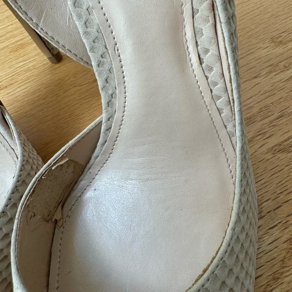 Vince Camuto Women's Cream Slingback Heels - Picture 4 of 5
